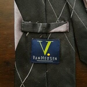 VAN HEUSEN Necktie